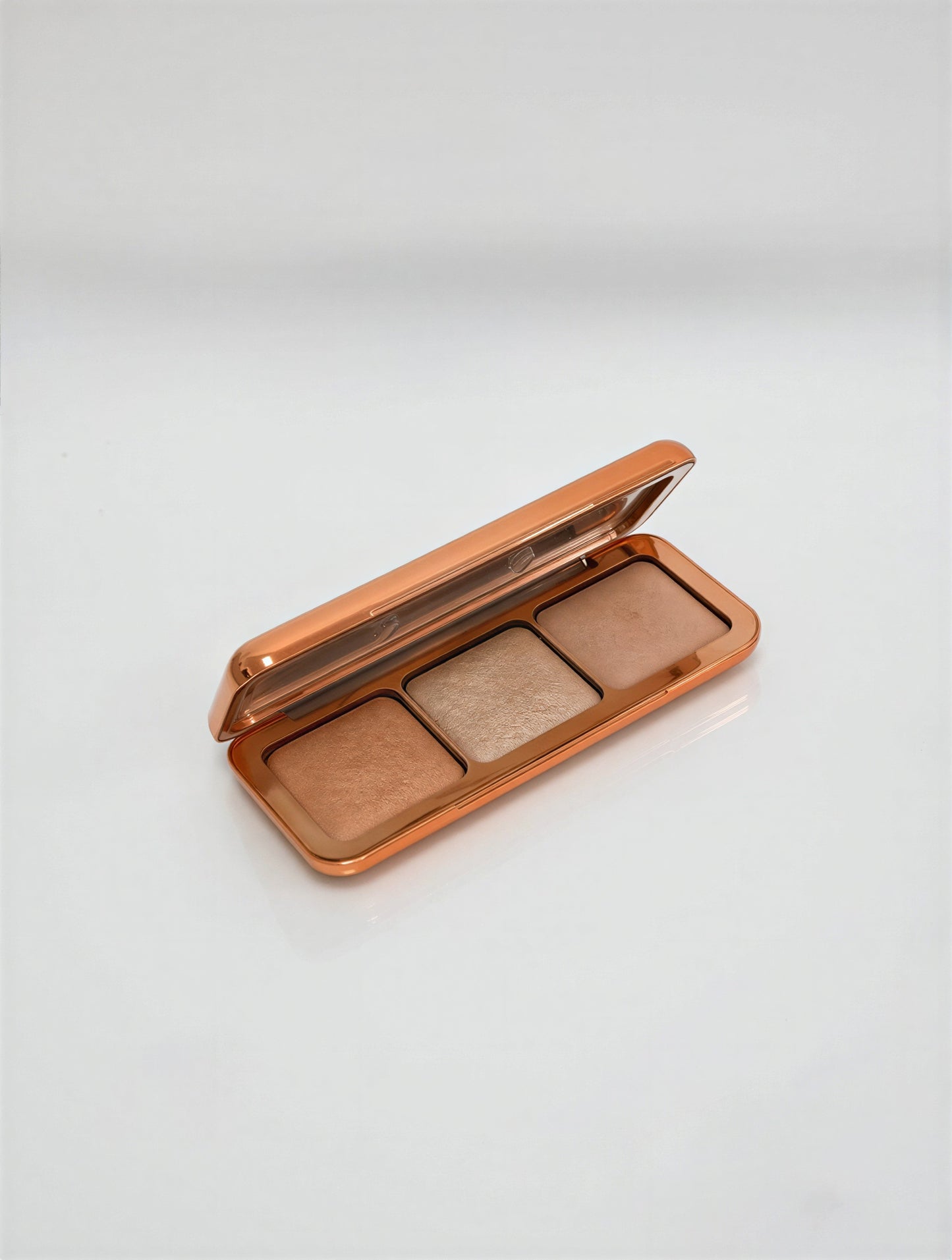 DUNA Soft Focus Finishing Powder Palette lifestyle detail view rose gold compact — CTR Group x Kuchma Natali