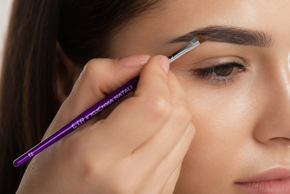 Professional Angled Brow Brush – Synthetic Bristles