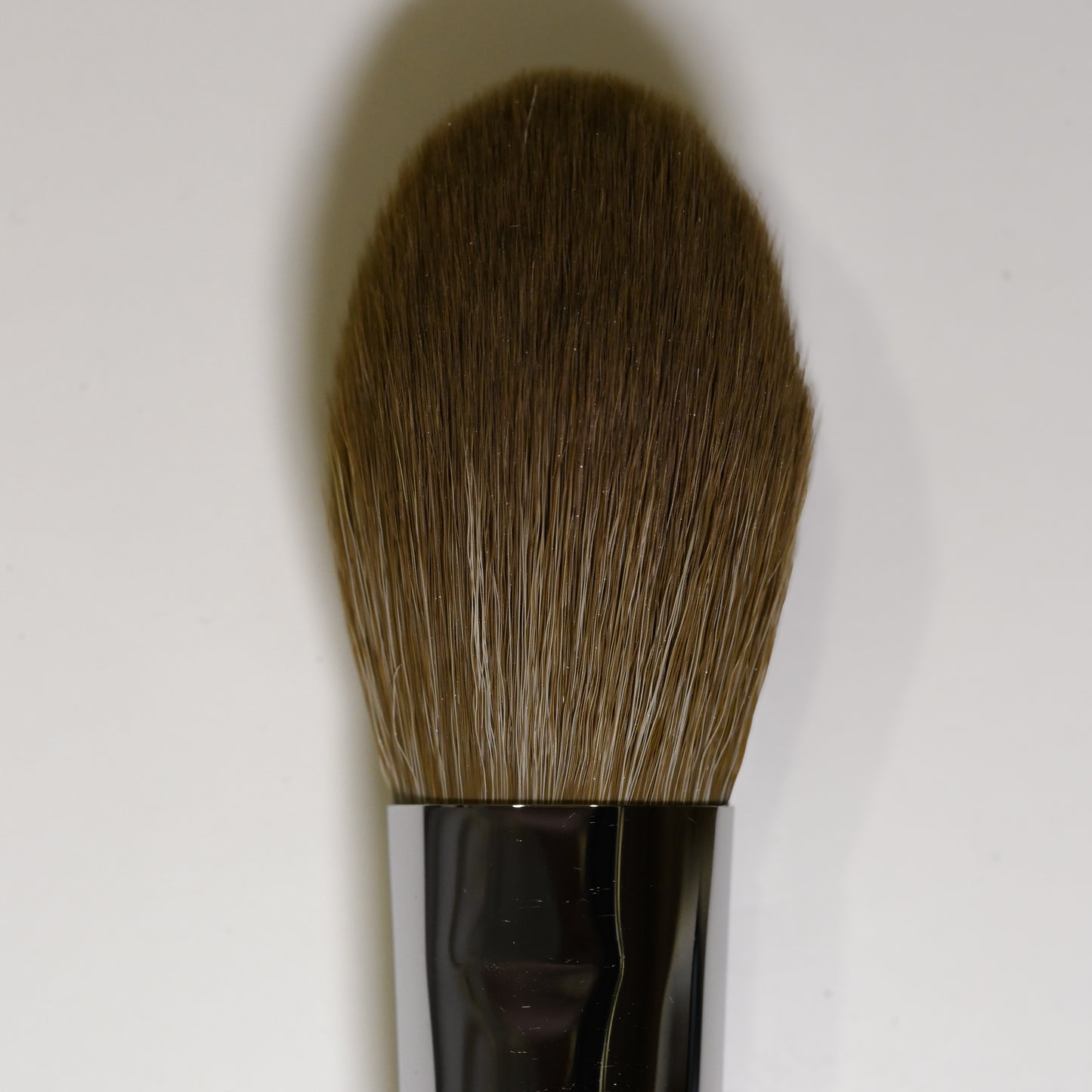 Precision Highlighter Brush for Under-Eye Setting & Face Glow