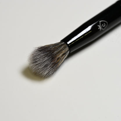 Synthetic Taklon Concealer & Corrector Makeup Brush