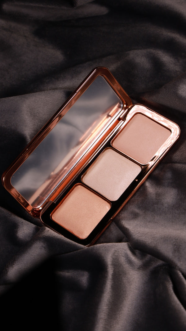 DUNA Soft Focus Finishing Powder Palette open view angled dark satin background 3 shades rose gold compact close-up — CTR Group x Kuchma Natali
