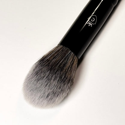 Precision Concealer Brush for Under-Eye, Spot & Detail Correction