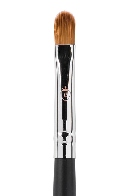 One makeup brush with brown bristles, a silver metal ferrule featuring a crown logo, and a black handle.