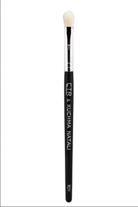 CTR W0711 eyeshadow shader brush CTR x Kuchma Natali full view white background dual-phase goat hair taklon rounded dome tip silver chrome ferrule — CTR Professional
