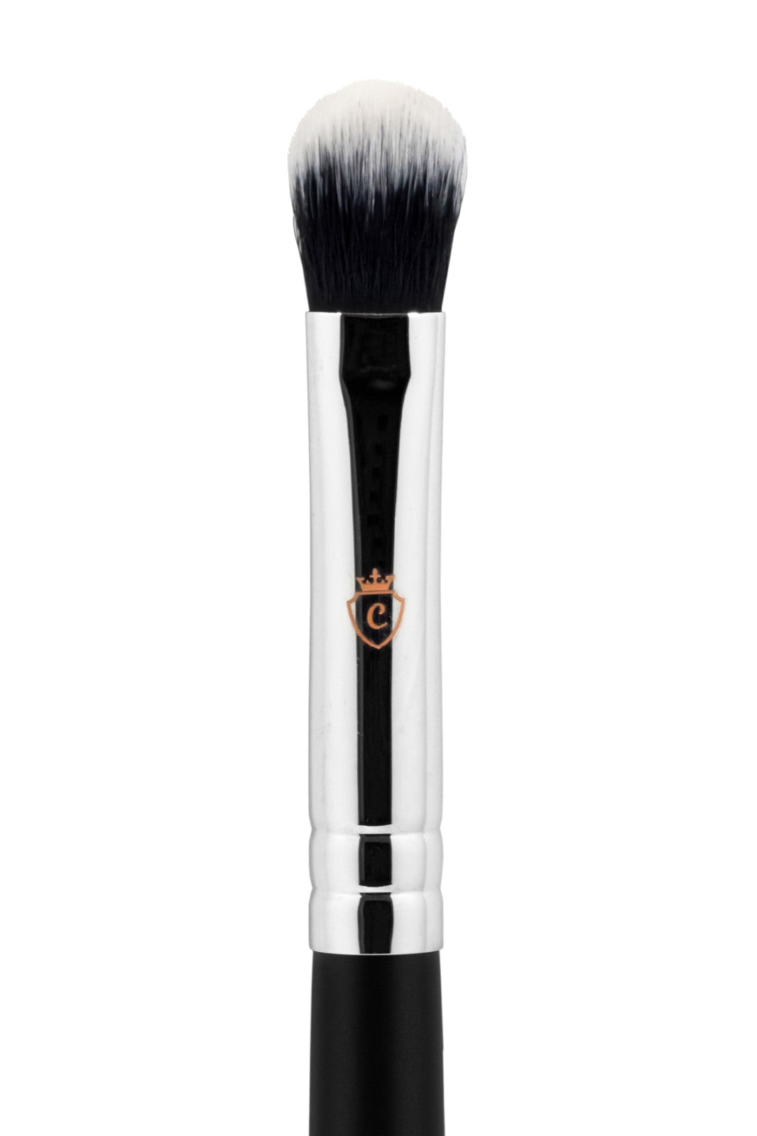 Single makeup brush with black and white bristles, a silver metal ferrule, and a black handle featuring a crown logo.
