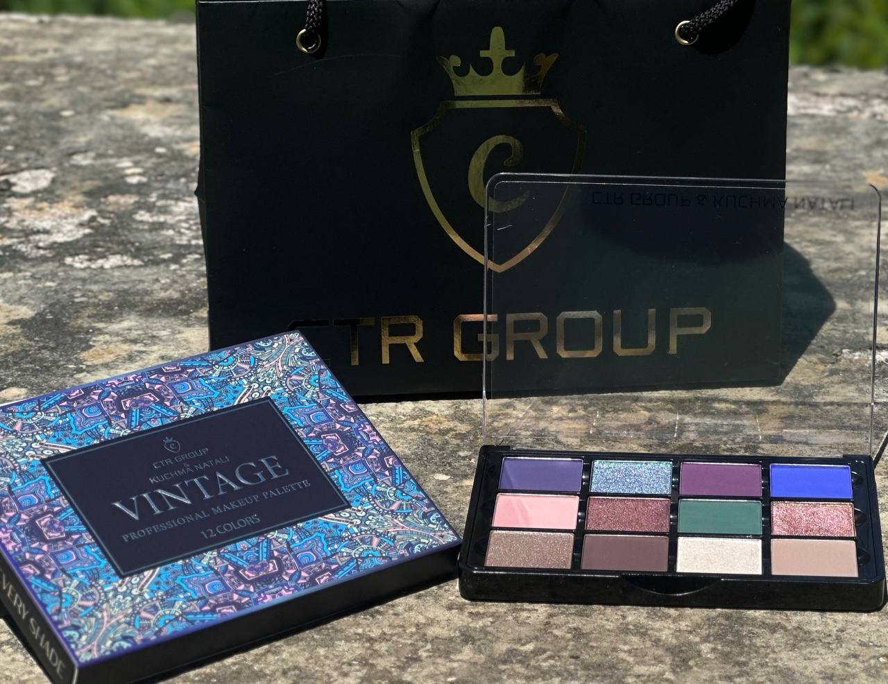 CTR V800 Vintage palette arm swatches front view multichrome pigmented blue purple rose gold — CTR Professional
