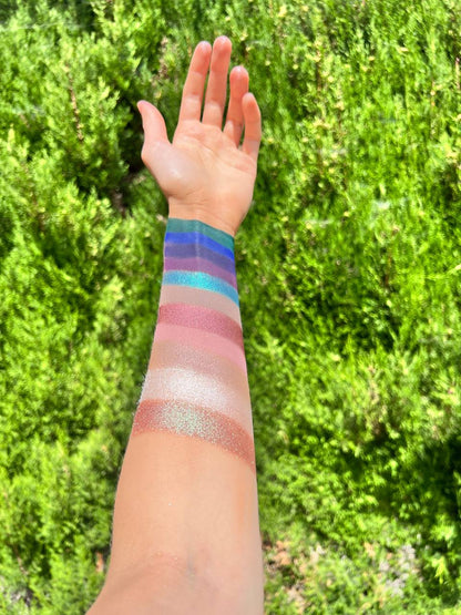 Multichrome Eyeshadow Palette for Color-Shifting Eye Looks - Vintage