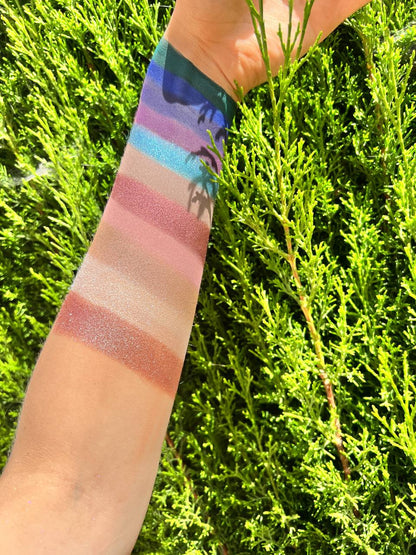 Multichrome Eyeshadow Palette for Color-Shifting Eye Looks - Vintage